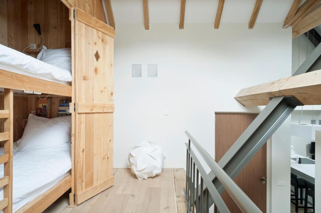 Cour 8 Lofts Pensionat Maastricht Rum bild