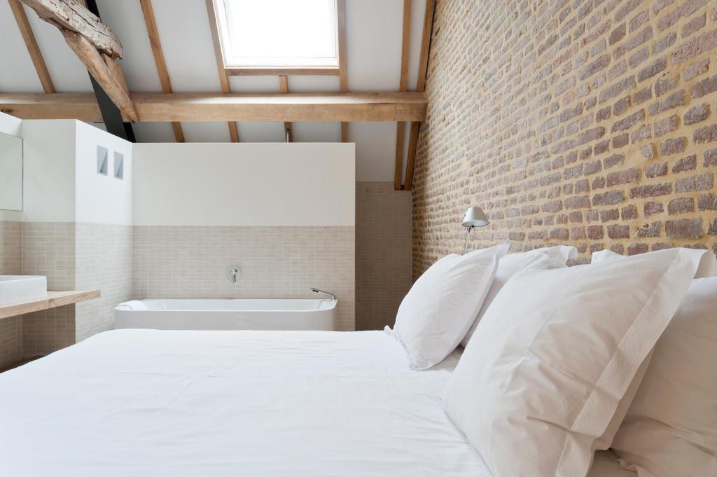 Cour 8 Lofts Pensionat Maastricht Rum bild