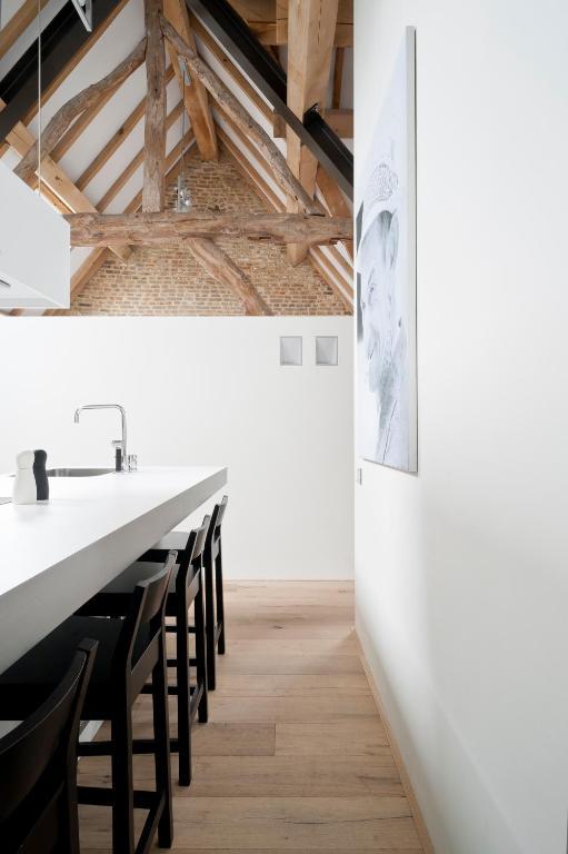Cour 8 Lofts Pensionat Maastricht Rum bild