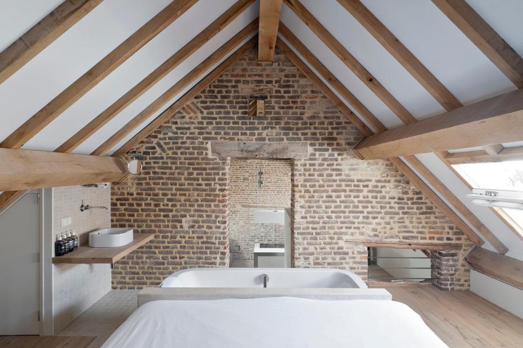 Cour 8 Lofts Pensionat Maastricht Rum bild